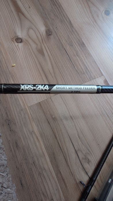 Combo feeder tri cast xrs 2k4 short method feeder 10ft și Daiwa tdr 30