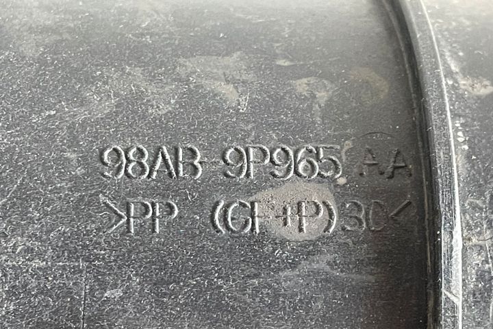 Debitmetru aer 98AB9P965AA Ford Focus prima generatie