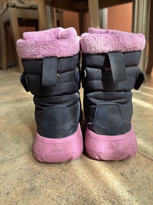 Adidas ботуши с подарък маратонки 31 н