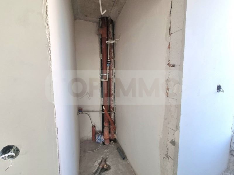 Продава се Двустаен апартамент в Варна, Погреби - 75 кв.м за 1467 €/кв.м - Снимка #7