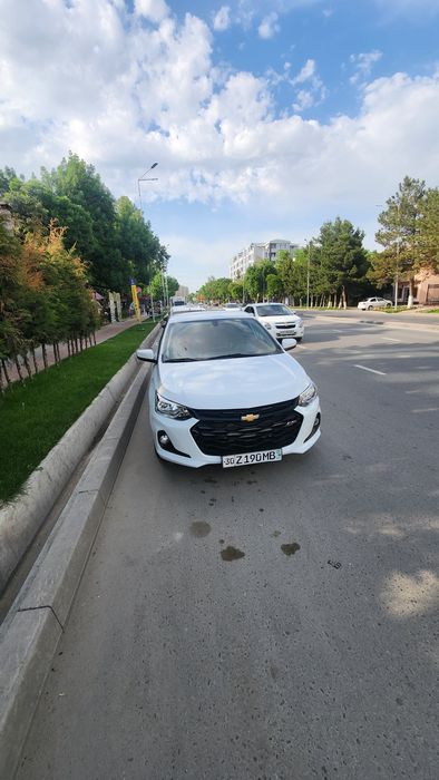 Onix 2024  probeg 80000 birqul haydalgan