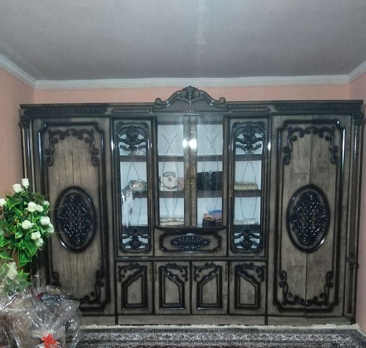Mebel sotiladi yaxshi holatda