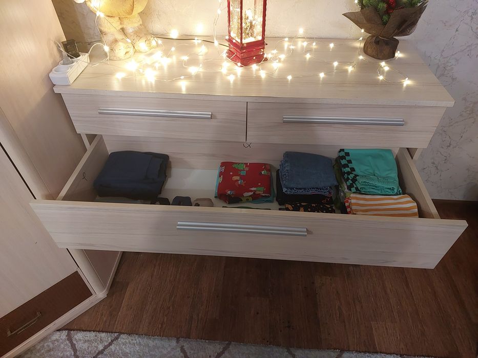 Комод (б/у, в идеальном состоянии)