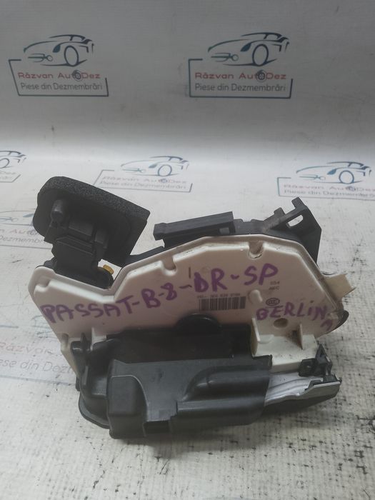 broasca dreapta spate volkswagen passat b8 berlina 1.6 2015