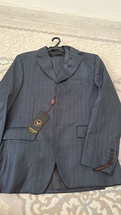 Костюмдер мужской