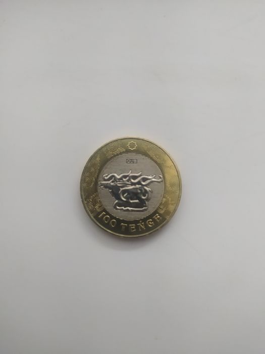 Редкая монет 100 тенге