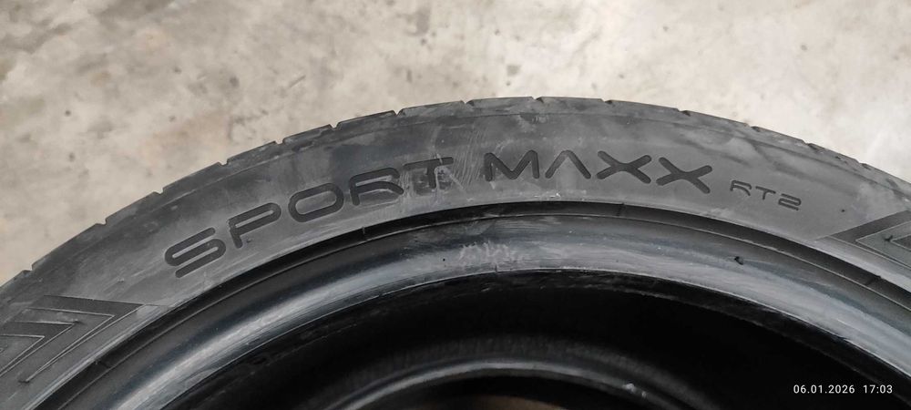 Летни гуми 255/40/19 Dunlop и Uniroyal