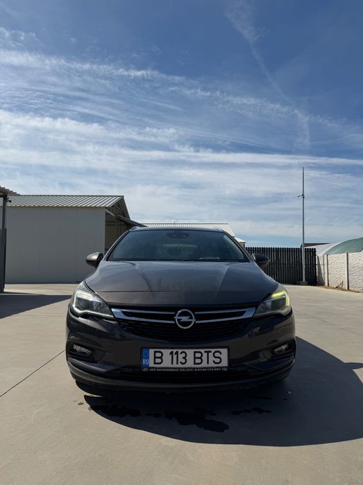 Autoturism opel astra