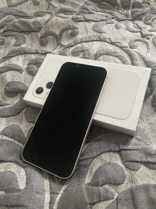 Продам Iphone 13 128Gb White