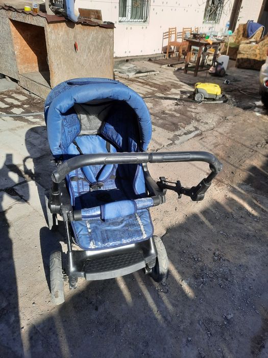 Продам детскую коляску
