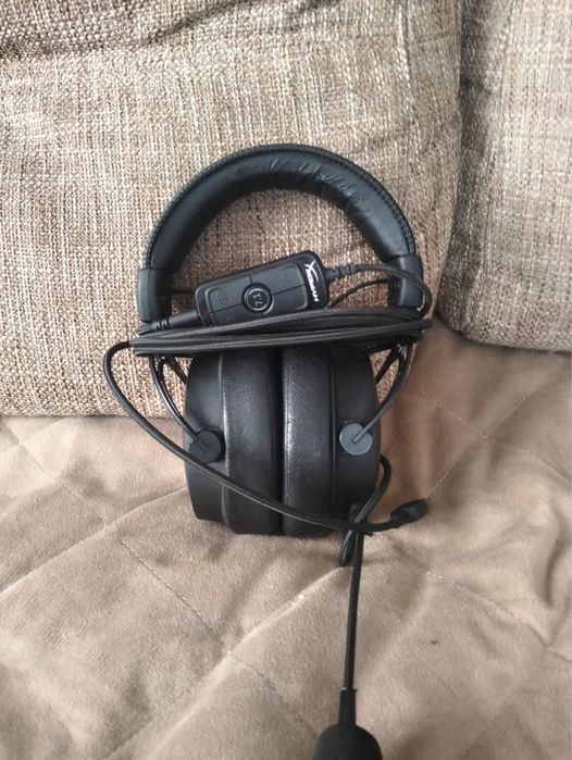 Продам наушники Hyper X