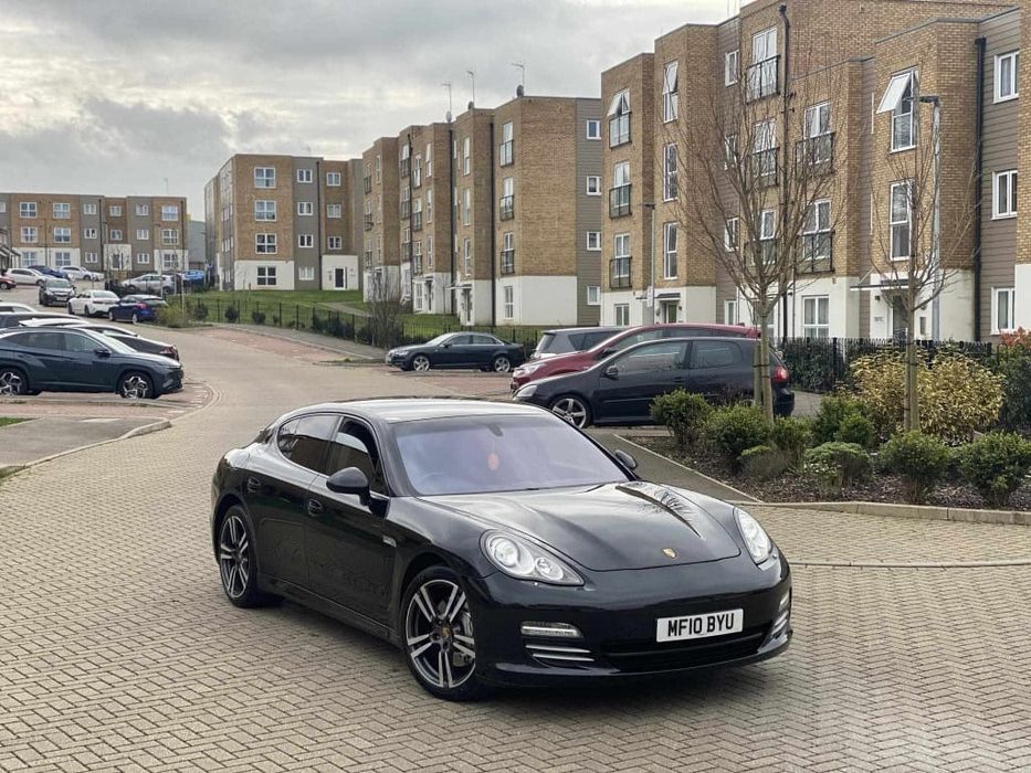 Dezmembrez Porche Panamera 4s  4.8 benzina 4x4