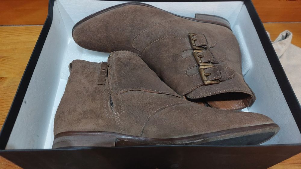 Полусапожки от Massimodutti.