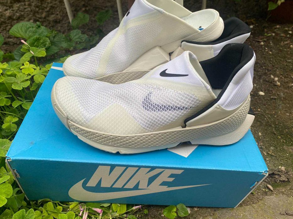 Nike бели маратонки Найк