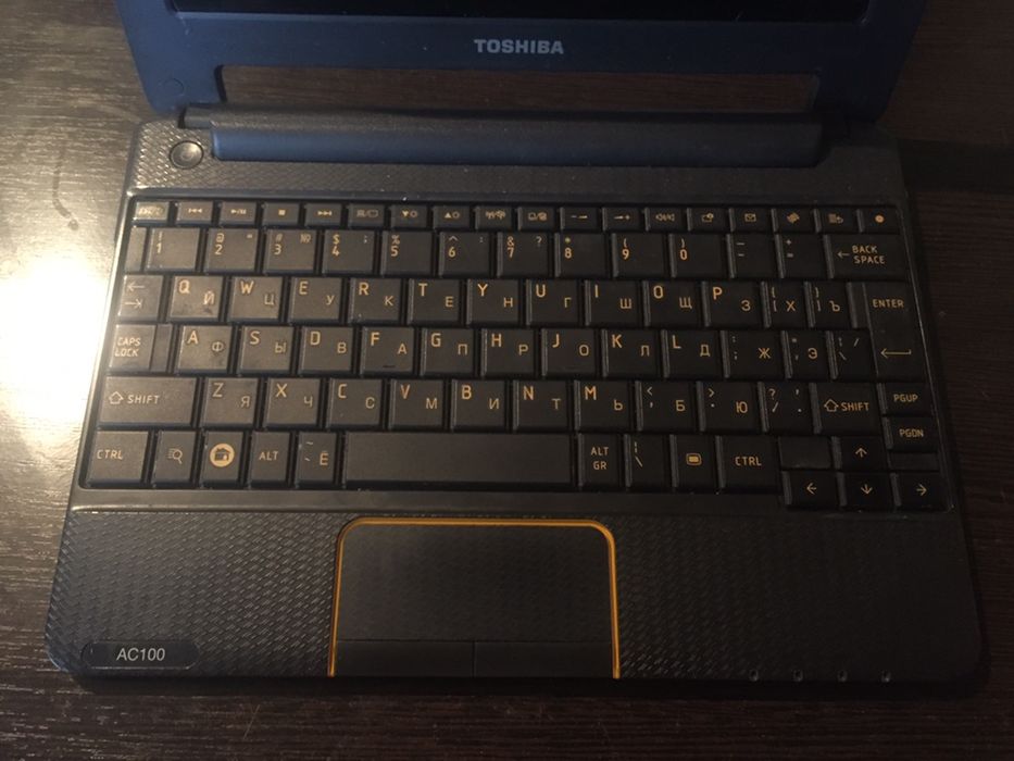 Нетбук Toshiba