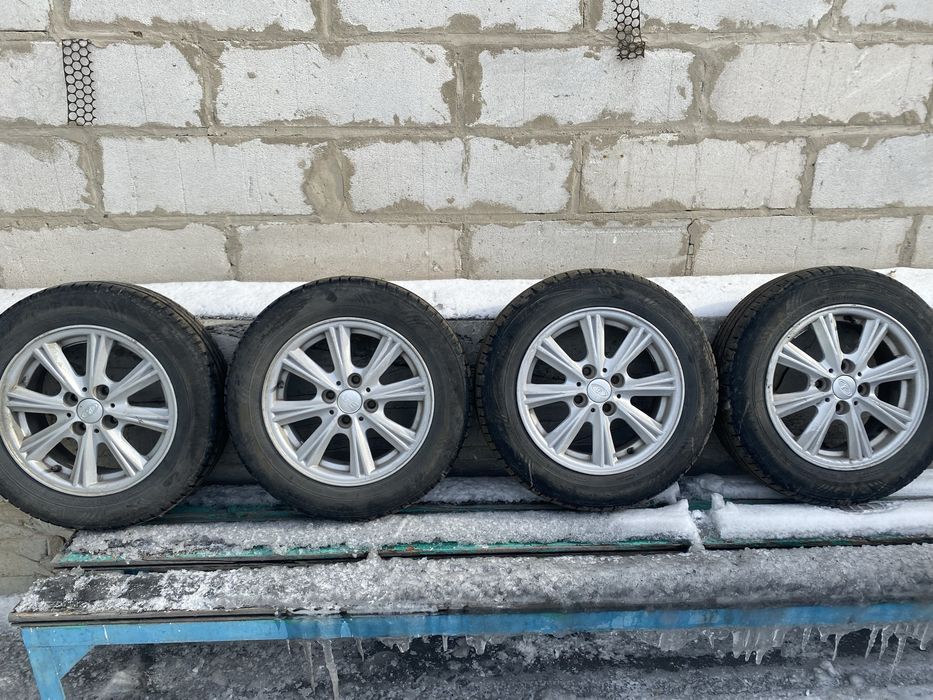 Автомобильные шины с титановыми дисками