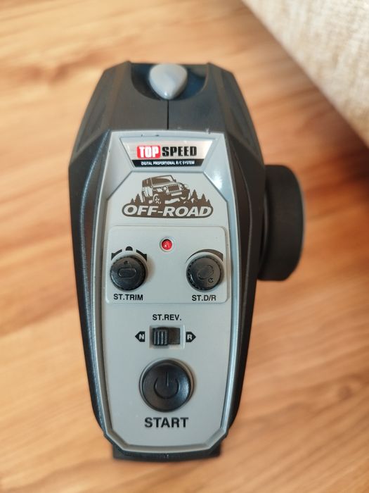 RC кола-4×4-1/18