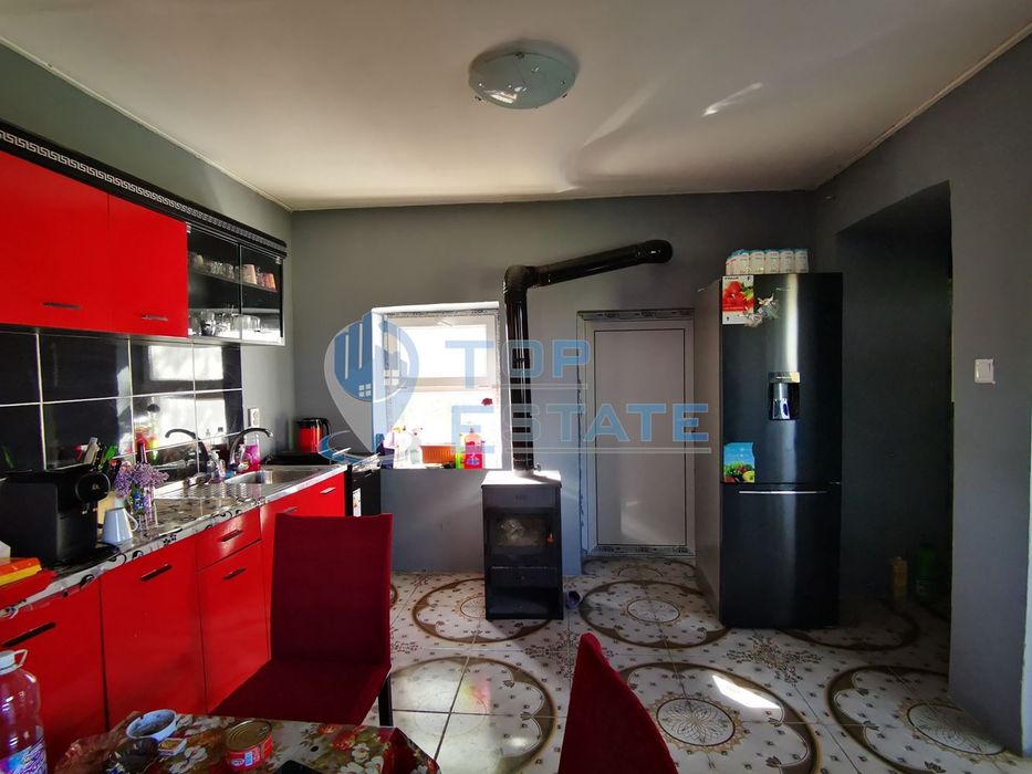 Продава се Къща в с. Куцина, Област Велико Търново - 100 кв.м за 825 €/кв.м - Снимка #2