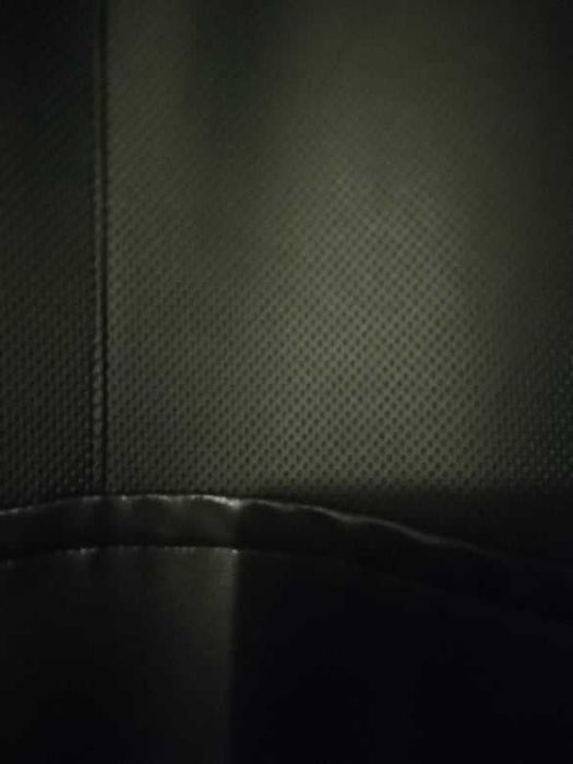 Продавам ново кожено яке