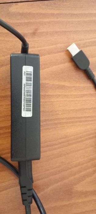 Зарядно за лаптоп Lenovo