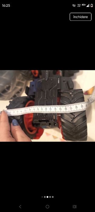 Jucărie tractor cu lumini impecabil