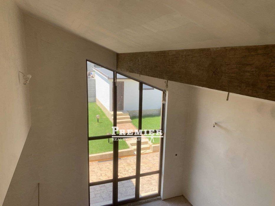 Продава се Къща в к.к. Слънчев бряг - 170 кв.м за 1636 €/кв.м - Снимка #7