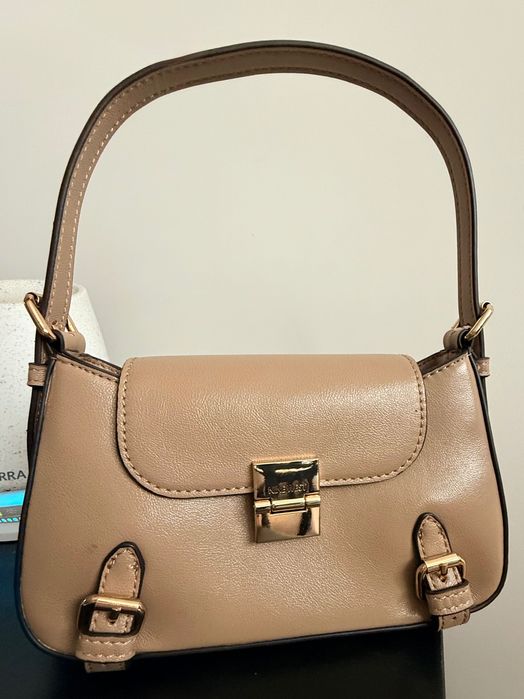 Дамска чанта Nine West