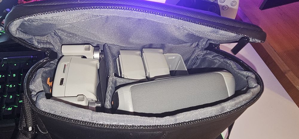 Vând DJI Mini 3 Fly More Combo – ca nou, cu toate accesoriile