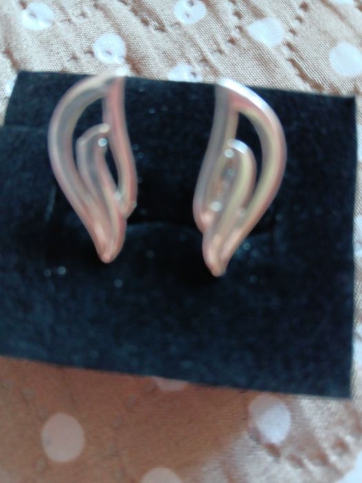 Обеци. Нови. Сребърни