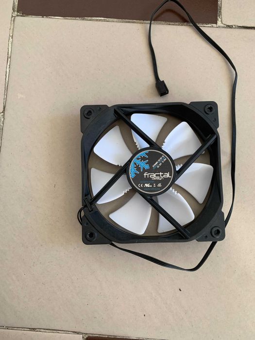 Вентилатор Noctua NF-А15 HS-PWN  и Fractal Dynamic X2 GP-12