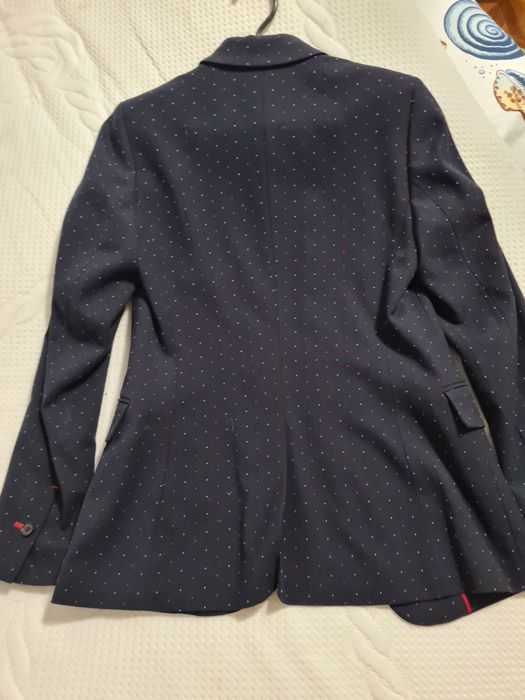 Vând sacou Tommy hilfiger s  geaca versace s  și adidași puma