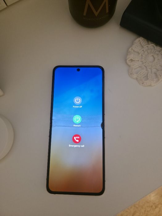Samsung Galaxy Flip 5