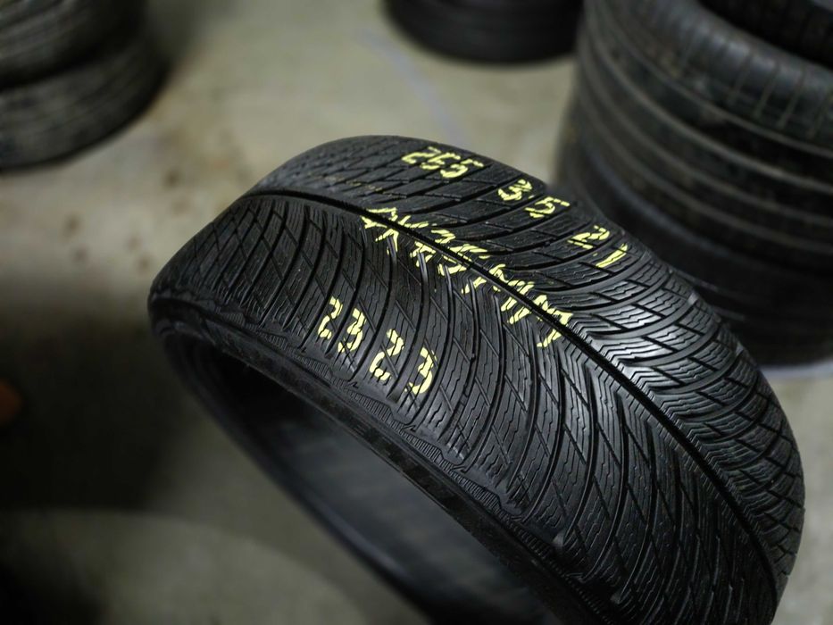 O anvelopa iarna 255 35 21 michelin pilot alpin 5 profil 7,5 mm 2323