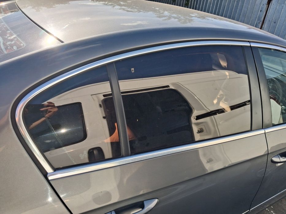 Usa dreapta spate vw Passat b6 2007