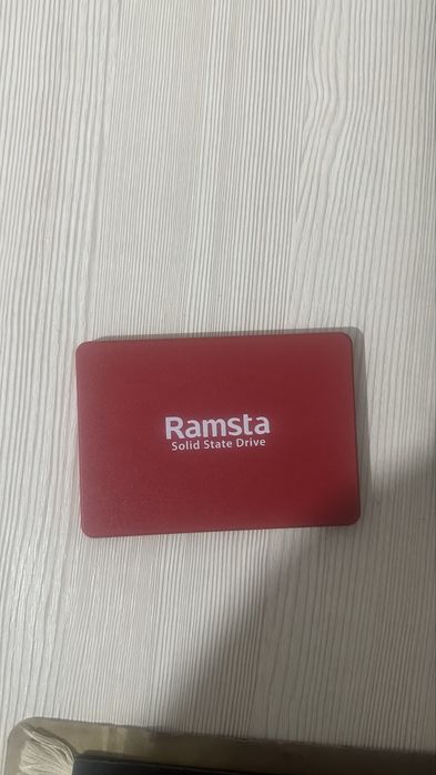 Продается SSD диск 512 гига
