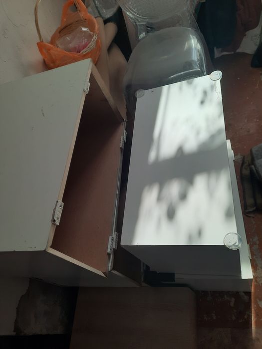 Тумба подставка для магазина