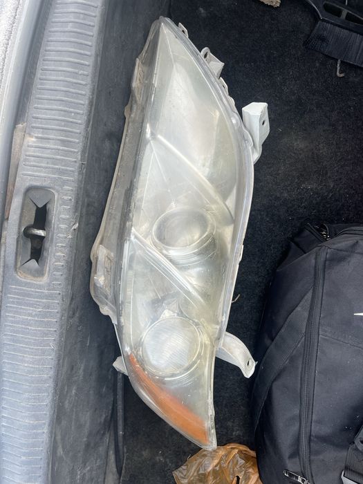 Продам фару от камри 40