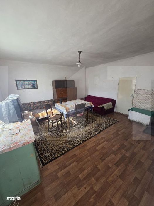Casa de caramida cu 4 camere