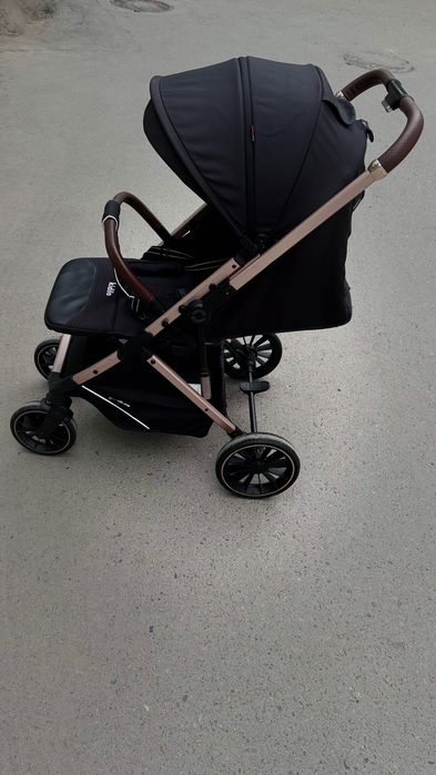 Kidilo коляска  в новом состоянии