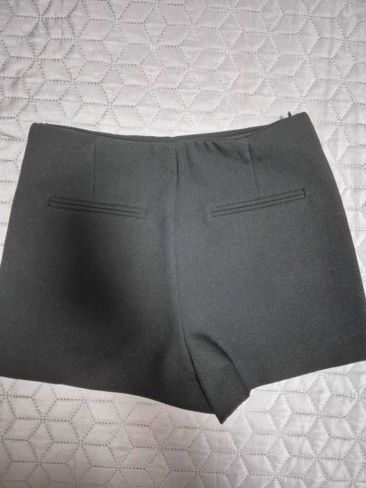 Пола-панталон Zara. Супер модел. Много запазени!