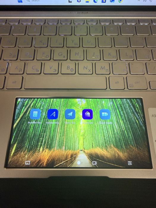 ASUS ZenBook 14” UX434F - i5 / 8GB RAM / 512GB SSD / Windows 11 Pro