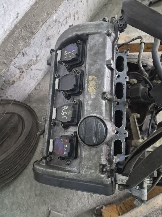 Запчасти двигатель на ауди