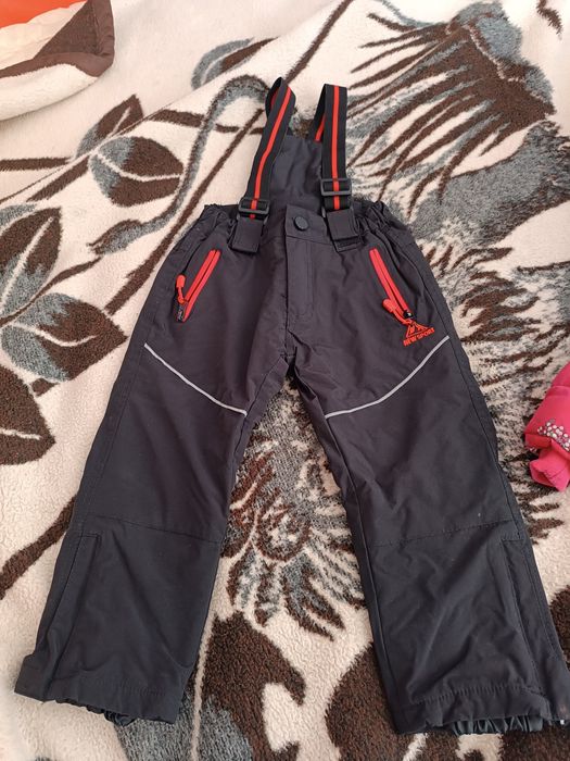 Ново зимно яке и непромокаем гащеризон за 3-4 години