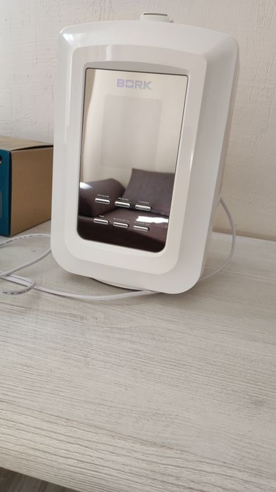 Увлажнитель воздуха bork б/у