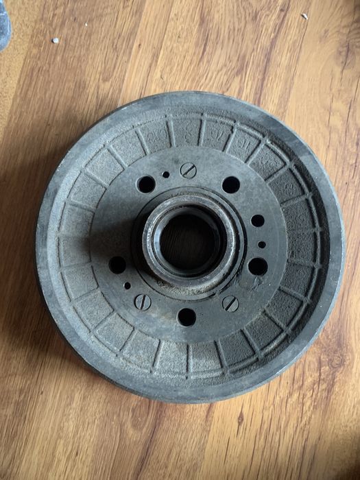 Тормозные барабаны