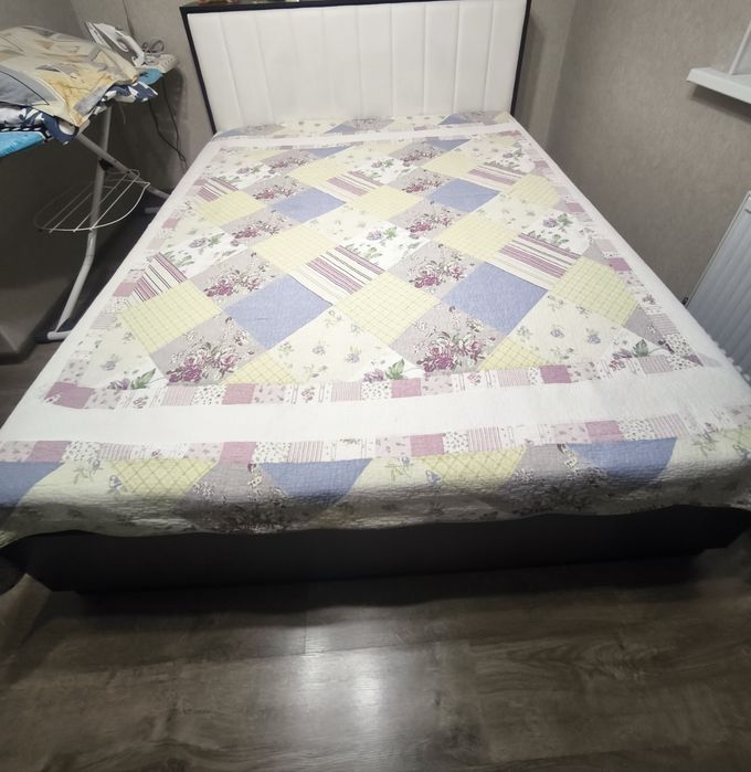 Продам кровать 160*200 см