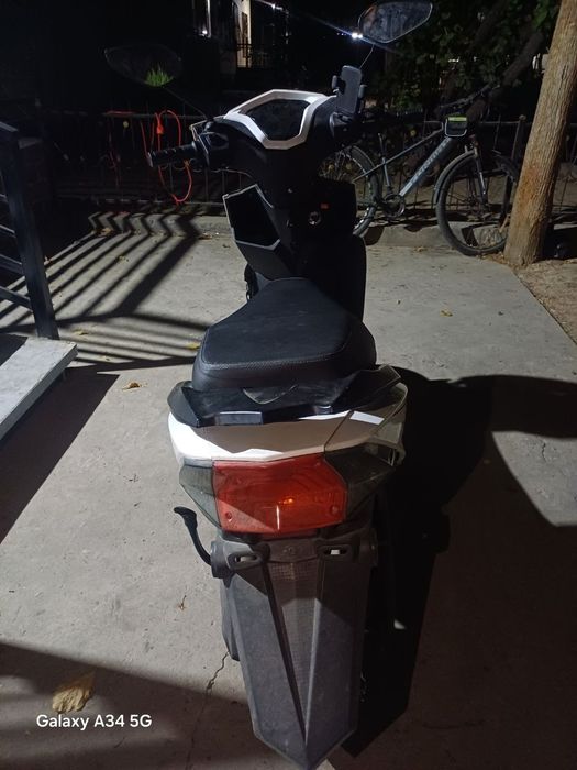 Скутер электронный