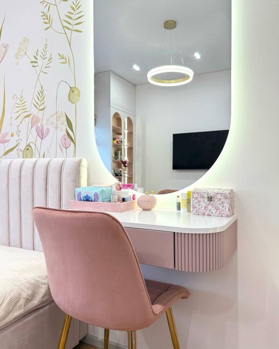 Мебель для детской комнаты, шкаф, кровать, мягкая и корпусная мебель