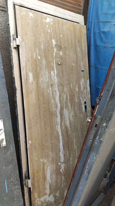 Железный двери б/у с установкой