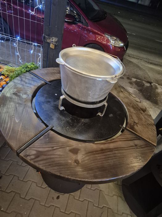 Gratar BBQ rotund cu sau fără blat de lemn